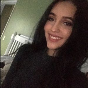 Meet your Posher, Nikki